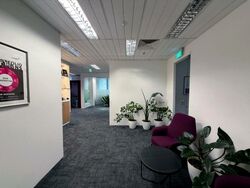 Oue Bayfront (D1), Office #520294371
